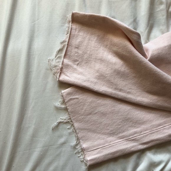 AUTHENTIC LEVI PINK JEANS - Picture 4 of 4